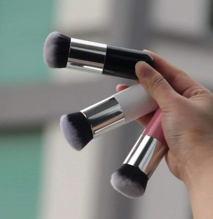 iChubbyâą Makeup Brush Makeup Brushes - Tophatter Daily Deals